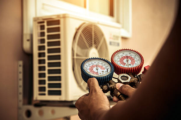 Professional Ac Installation technician working in Lewisville, NC